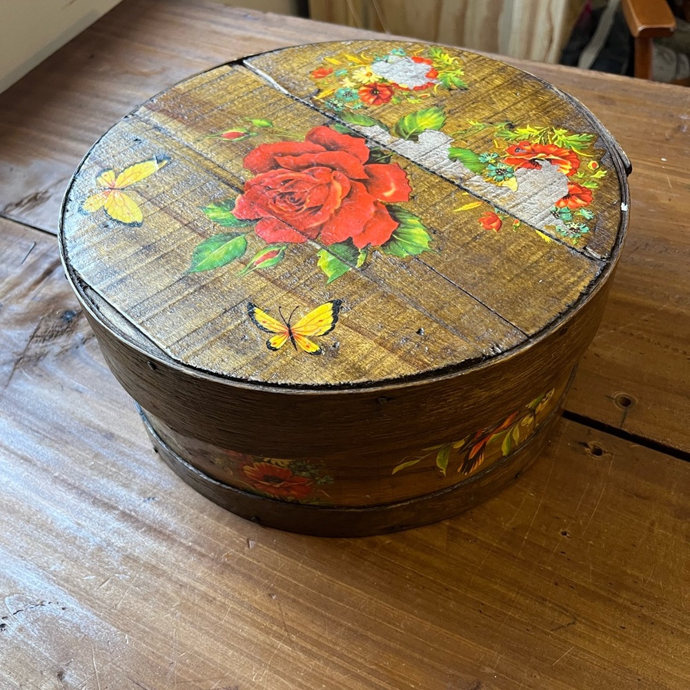 Vintage wooden hat box